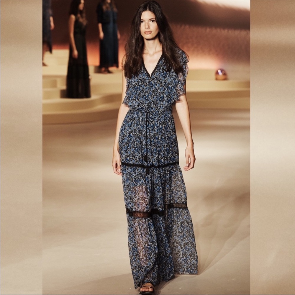 Elie Tahari silk maxi dress brandnew with belt M❤️